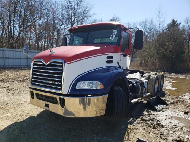 Продажа на аукционе авто 2015 Mack 600 Cxu600, vin: 1M1AW02Y9FM045834, номер лота: 43409313
