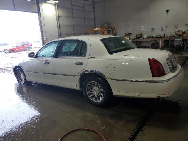 Aukcja sprzedaży 1999 Lincoln Town Car Signature, vin: 1LNHM82W0XY680304, numer aukcji: 43836603