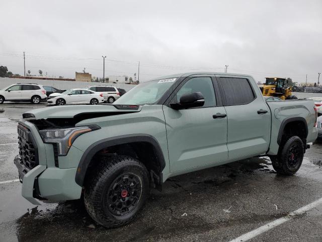Продажа на аукционе авто 2022 Toyota Tundra Crewmax Limited, vin: 5TFPC5DB7NX011428, номер лота: 44365513