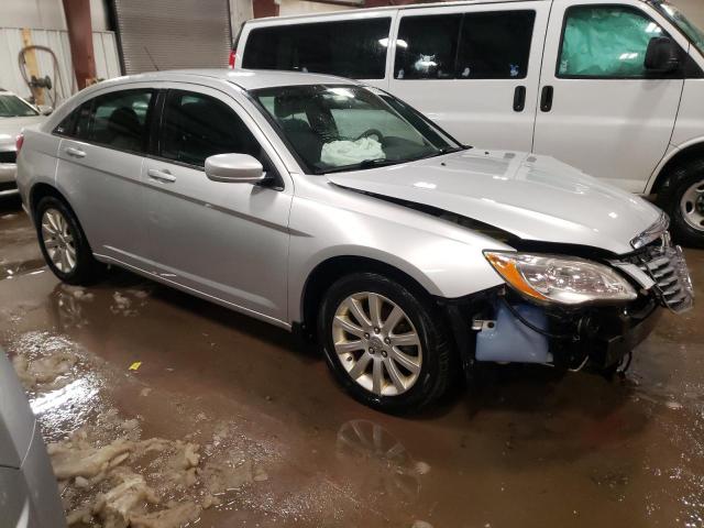43991463 :رقم المزاد ، 1C3BC1FB8BN512856 vin ، 2011 Chrysler 200 Touring مزاد بيع