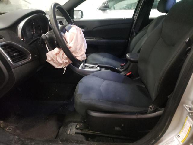 43991463 :رقم المزاد ، 1C3BC1FB8BN512856 vin ، 2011 Chrysler 200 Touring مزاد بيع
