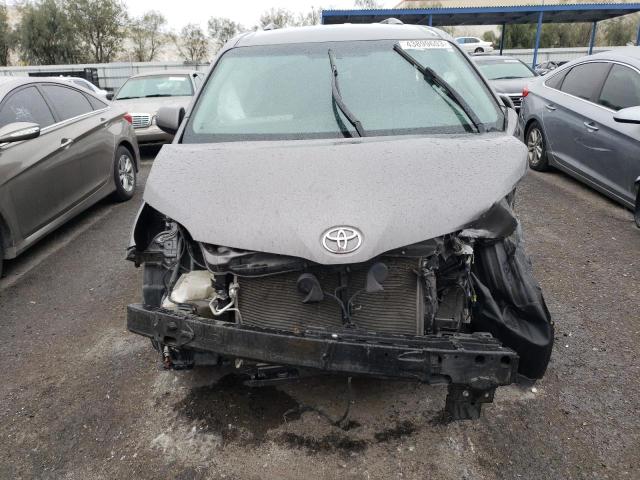 Aukcja sprzedaży 2017 Toyota Sienna Le, vin: 5TDKZ3DC6HS865097, numer aukcji: 43899603