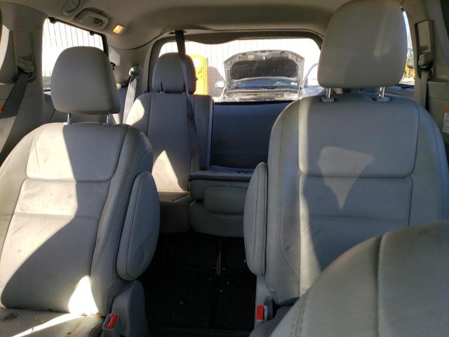 44110433 :رقم المزاد ، 5TDDZ3DC6HS179702 vin ، 2017 Toyota Sienna Xle مزاد بيع