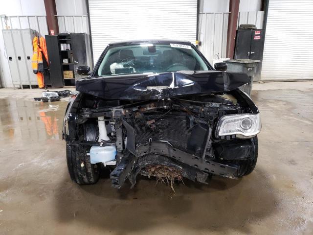 2015 Chrysler 300 Limited მანქანა იყიდება აუქციონზე, vin: 2C3CCARG2FH894330, აუქციონის ნომერი: 45238153