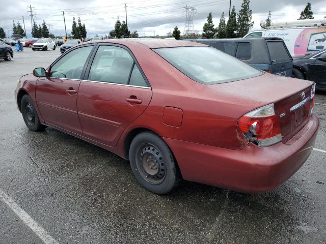2005 Toyota Camry Le მანქანა იყიდება აუქციონზე, vin: 4T1BE32K55U061611, აუქციონის ნომერი: 45577953