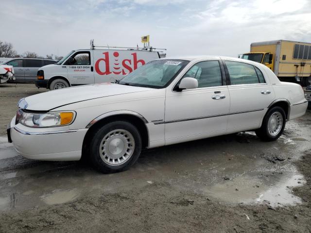 Aukcja sprzedaży 2001 Lincoln Town Car Executive, vin: 1LNHM81W51Y622097, numer aukcji: 45265643