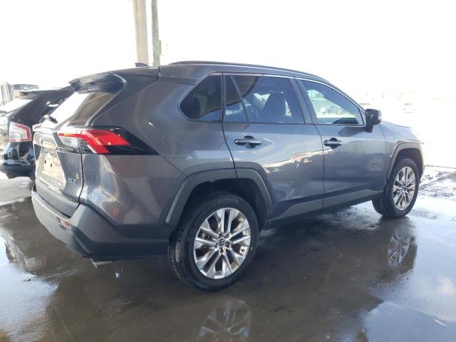 2021 Toyota Rav4 Xle Premium მანქანა იყიდება აუქციონზე, vin: 2T3C1RFV5MW165657, აუქციონის ნომერი: 43591303