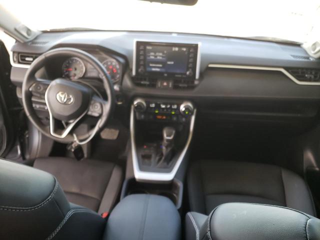 2021 Toyota Rav4 Xle Premium მანქანა იყიდება აუქციონზე, vin: 2T3C1RFV5MW165657, აუქციონის ნომერი: 43591303