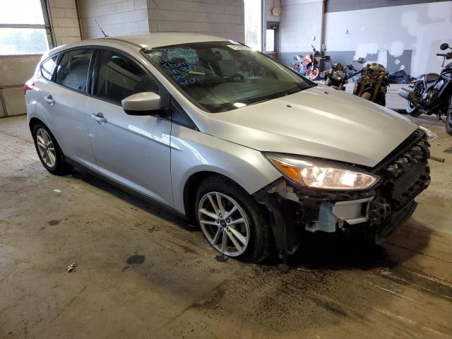 45388833 :رقم المزاد ، 1FADP3K2XJL238974 vin ، 2018 Ford Focus Se مزاد بيع