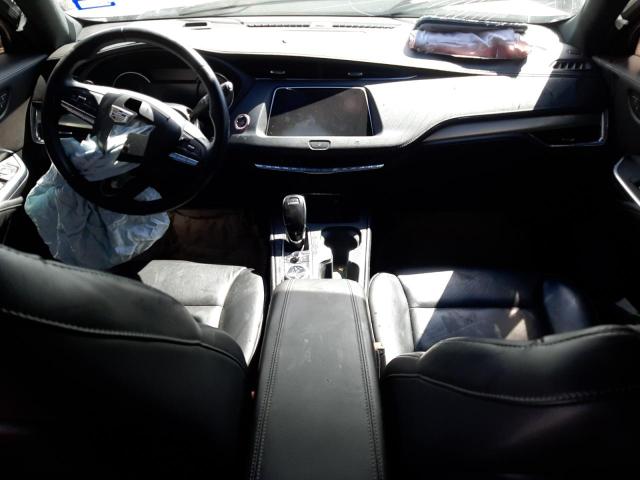46971333 :رقم المزاد ، 1GYFZCR42LF027235 vin ، 2020 Cadillac Xt4 Premium Luxury مزاد بيع
