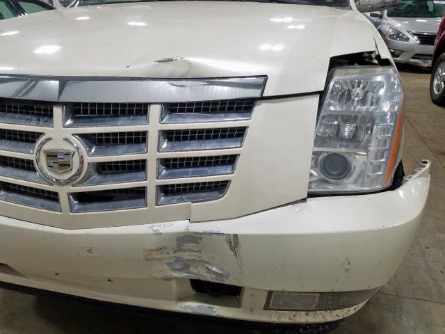 2010 Cadillac Escalade L მანქანა იყიდება აუქციონზე, vin: 1GYUKBEF1AR244378, აუქციონის ნომერი: 35649540