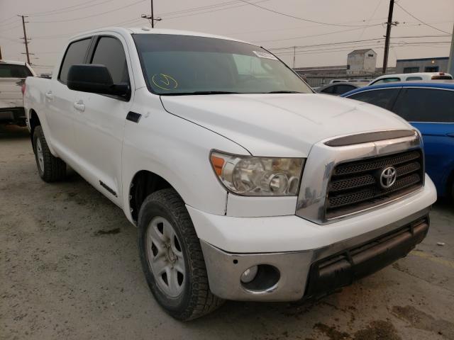 48898760 :رقم المزاد ، 5TFEY5F11BX109217 vin ، 2011 Toyota Tundra Cre مزاد بيع