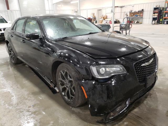 61983051 :رقم المزاد ، 2C3CCAGGXJH241059 vin ، 2018 Chrysler 300 S مزاد بيع