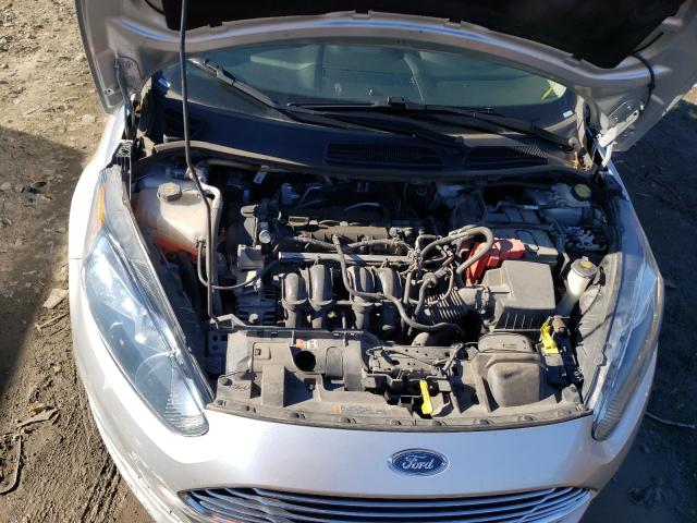 63374111 :رقم المزاد ، 3FADP4BJ0KM138086 vin ، 2019 Ford Fiesta Se مزاد بيع