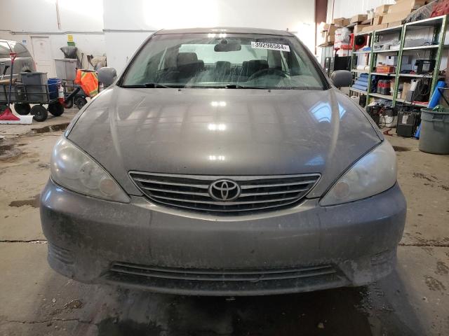 2005 Toyota Camry Le მანქანა იყიდება აუქციონზე, vin: 4T1BE32K35U576090, აუქციონის ნომერი: 39298584