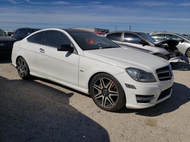 2013 Mercedes-benz C 250 მანქანა იყიდება აუქციონზე, vin: WDDGJ4HB7DG011248, აუქციონის ნომერი: 40683784