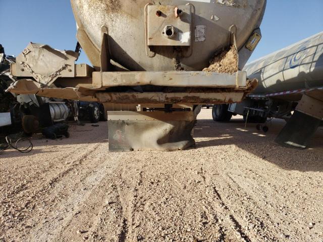 80870973 :رقم المزاد ، 1UNST4623GS140976 vin ، 2016 Tanker Trailer مزاد بيع