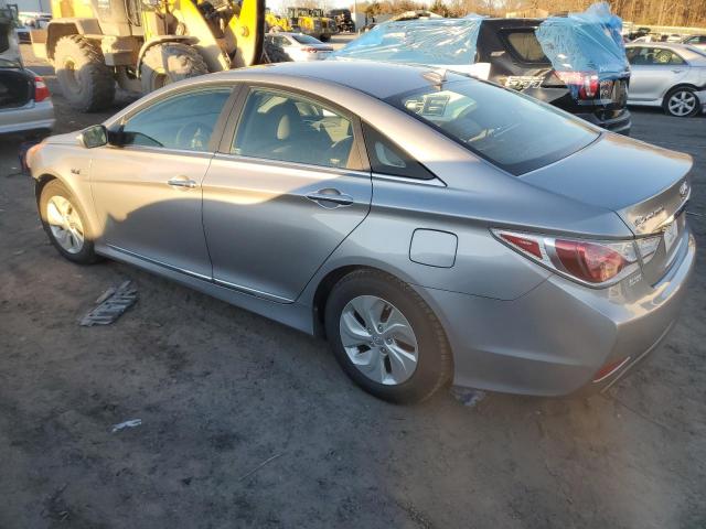 2014 Hyundai Sonata Hybrid მანქანა იყიდება აუქციონზე, vin: KMHEC4A4XEA117703, აუქციონის ნომერი: 37749034