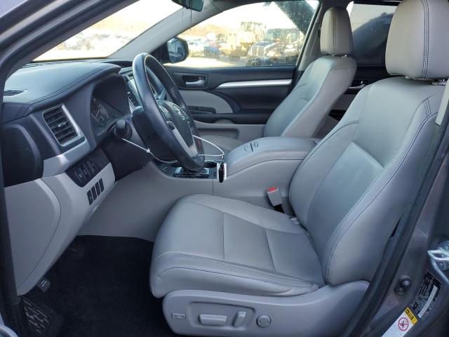 40623084 :رقم المزاد ، 5TDKZRFH3HS526048 vin ، 2017 Toyota Highlander Se مزاد بيع