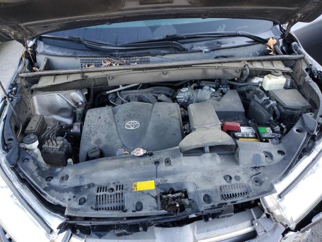 40623084 :رقم المزاد ، 5TDKZRFH3HS526048 vin ، 2017 Toyota Highlander Se مزاد بيع