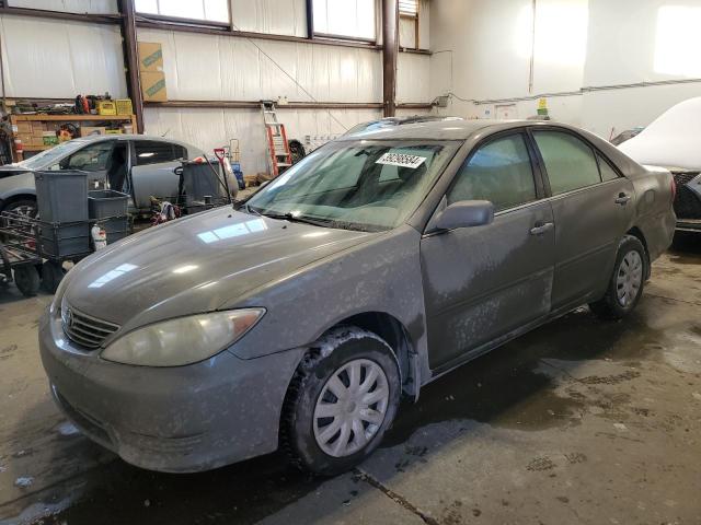 2005 Toyota Camry Le მანქანა იყიდება აუქციონზე, vin: 4T1BE32K35U576090, აუქციონის ნომერი: 39298584
