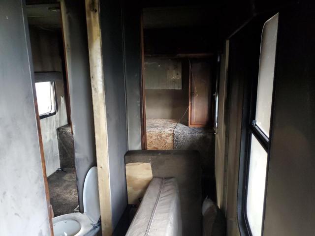 81541243 :رقم المزاد ، 4YDT30R28F7201196 vin ، 2015 Keystone Hideout مزاد بيع