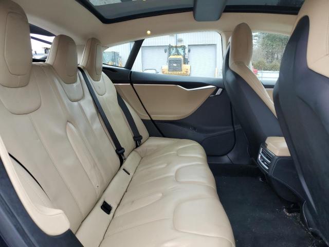 Продажа на аукционе авто 2015 Tesla Model S 70d, vin: 5YJSA1S28FF085125, номер лота: 40146634