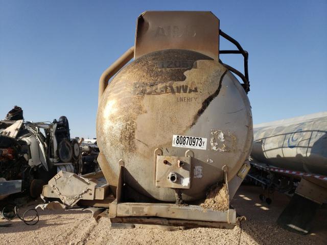 80870973 :رقم المزاد ، 1UNST4623GS140976 vin ، 2016 Tanker Trailer مزاد بيع