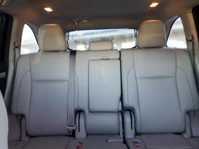 40623084 :رقم المزاد ، 5TDKZRFH3HS526048 vin ، 2017 Toyota Highlander Se مزاد بيع