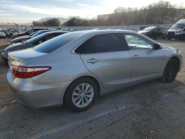 38196244 :رقم المزاد ، 4T4BF1FK4FR500929 vin ، 2015 Toyota Camry Le مزاد بيع