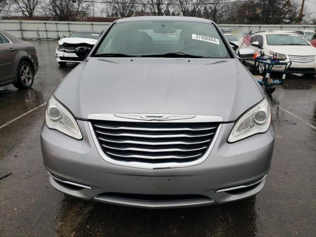 37406864 :رقم المزاد ، 1C3CCBCG1DN521010 vin ، 2013 Chrysler 200 Limited مزاد بيع