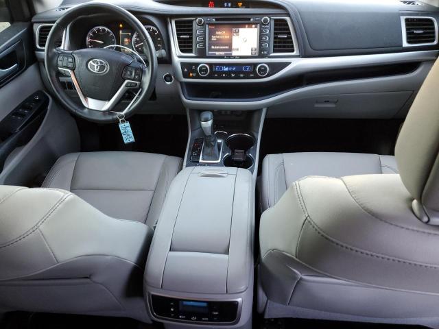 40623084 :رقم المزاد ، 5TDKZRFH3HS526048 vin ، 2017 Toyota Highlander Se مزاد بيع
