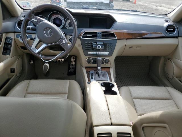 2014 Mercedes-benz C 250 მანქანა იყიდება აუქციონზე, vin: WDDGF4HB7EG240807, აუქციონის ნომერი: 39201504