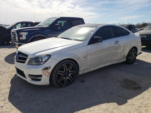 2013 Mercedes-benz C 250 მანქანა იყიდება აუქციონზე, vin: WDDGJ4HB7DG011248, აუქციონის ნომერი: 40683784
