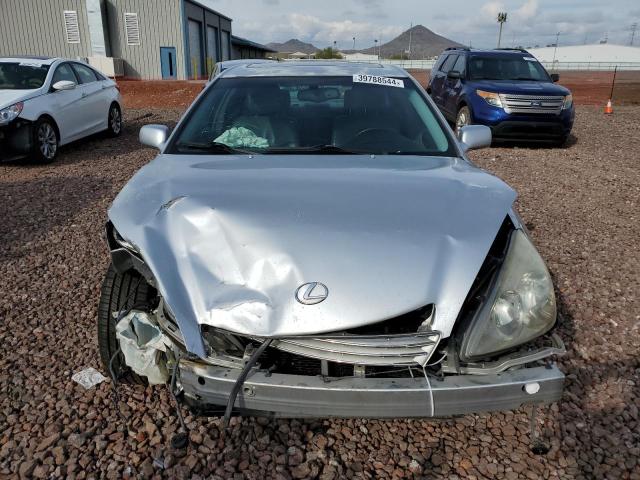 39788544 :رقم المزاد ، JTHBF30G225032426 vin ، 2002 Lexus Es مزاد بيع