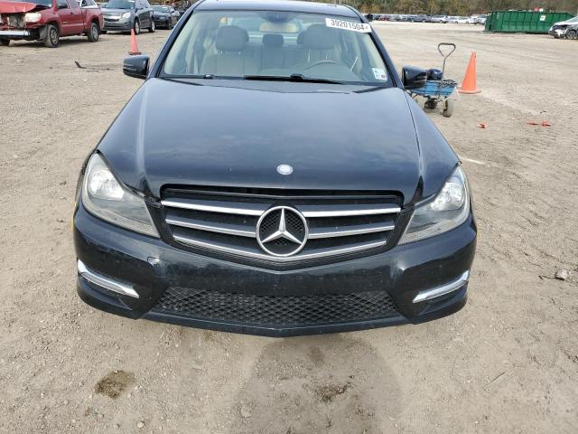 2014 Mercedes-benz C 250 მანქანა იყიდება აუქციონზე, vin: WDDGF4HB7EG240807, აუქციონის ნომერი: 39201504