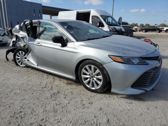 2018 Toyota Camry მანქანა იყიდება აუქციონზე, vin: 4T1B11HK1JU554414, აუქციონის ნომერი: 42504855
