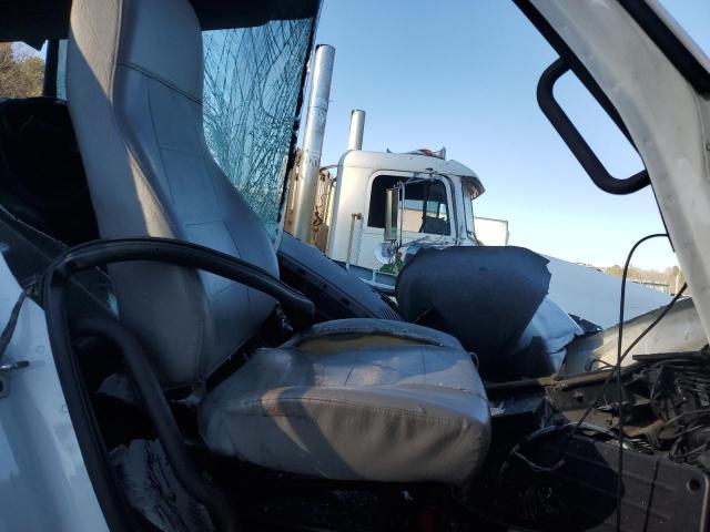 Продаж на аукціоні авто 2022 Freightliner M2 106 Med, vin: 1FVACWFC4NHNB6208, номер лоту: 98152035