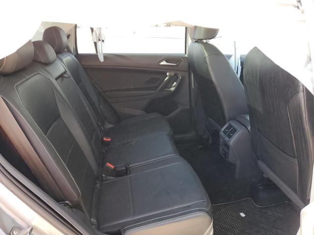 42432585 :رقم المزاد ، 3VV2B7AX9MM107821 vin ، 2021 Volkswagen Tiguan مزاد بيع