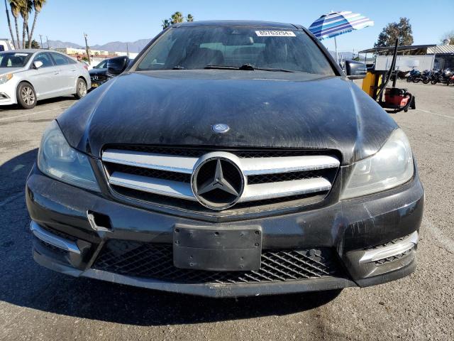 2013 Mercedes-benz C მანქანა იყიდება აუქციონზე, vin: WDDGJ4HB9DF942758, აუქციონის ნომერი: 85763294