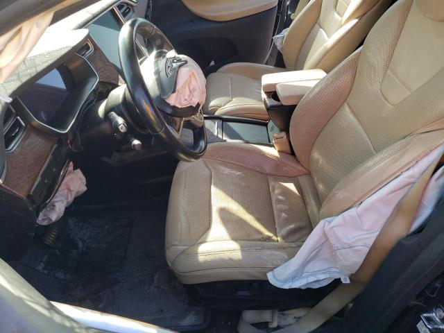 41548995 :رقم المزاد ، 5YJXCAE24GF017871 vin ، 2016 Tesla Model X مزاد بيع