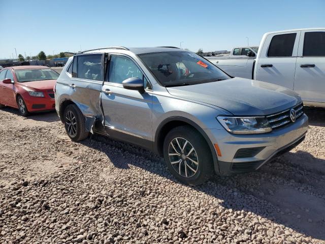 42432585 :رقم المزاد ، 3VV2B7AX9MM107821 vin ، 2021 Volkswagen Tiguan مزاد بيع