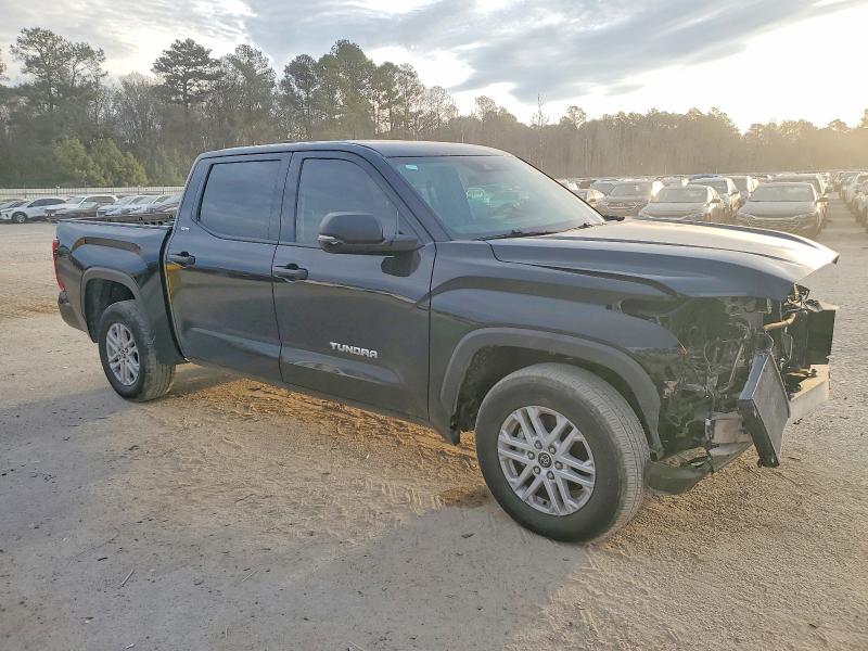 Продажа на аукционе авто 2024 Toyota Tundra, vin: 5TFLA5DB8RX230392, номер лота: 99729155