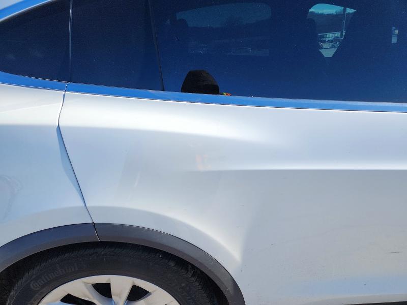 Продажа на аукционе авто 2019 Tesla Model X, vin: 5YJXCAE26KF197475, номер лота: 97766925