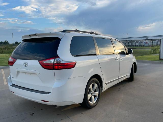 Продаж на аукціоні авто 2015 Toyota Sienna Le, vin: 5TDKK3DC3FS547083, номер лоту: 72328495