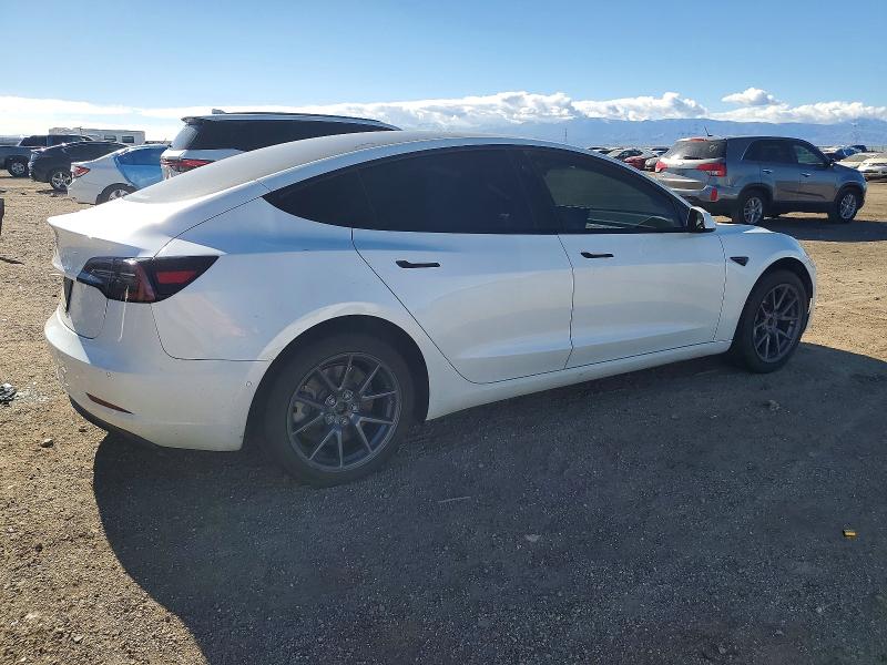 73620795 :رقم المزاد ، 5YJ3E1EA4NF362489 vin ، 2022 Tesla Model 3 مزاد بيع