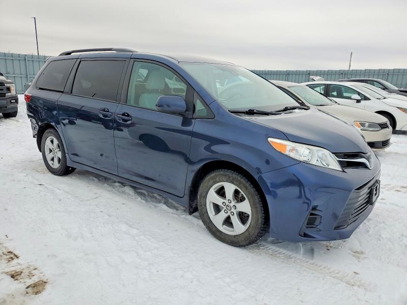 98799925 :رقم المزاد ، 5TDKZ3DC0LS078557 vin ، 2020 Toyota Sienna مزاد بيع