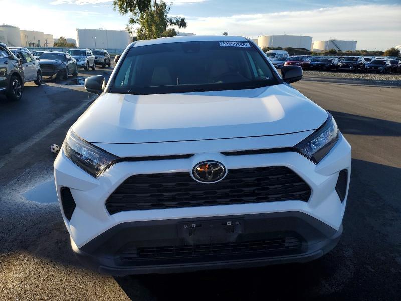 99550185 :رقم المزاد ، 2T3F1RFV7NC270152 vin ، 2022 Toyota Rav4 مزاد بيع