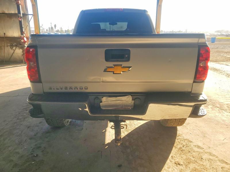 74968815 :رقم المزاد ، 1GCRCREH7JZ311021 vin ، 2018 Chevrolet Silverado مزاد بيع