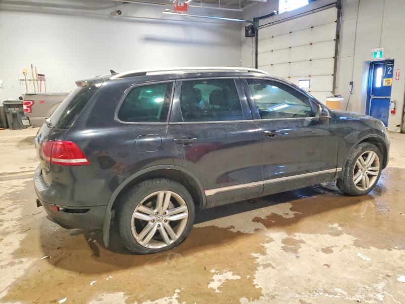 98557845 :رقم المزاد ، WVGEP9BP5DD010713 vin ، 2013 Volkswagen Touareg V6 مزاد بيع